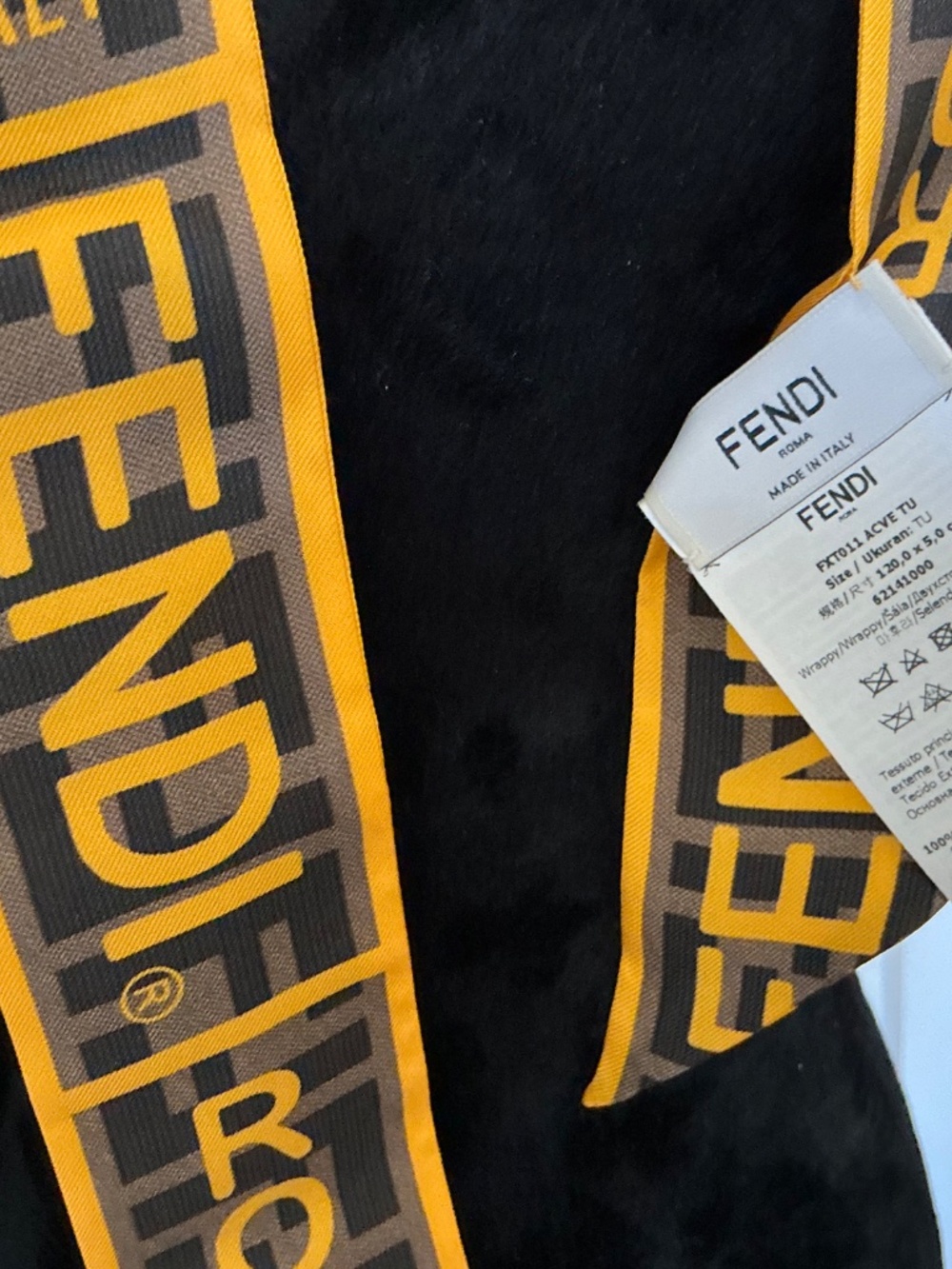 Fendi Roma Scarf Gold - Picture 3 of 7